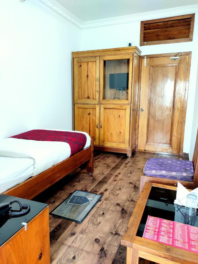 Hotel Nakshatra Karimganj Екстериор снимка