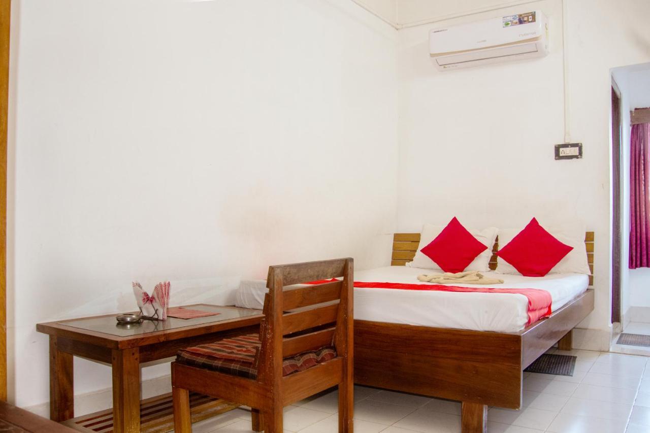 Hotel Nakshatra Karimganj Екстериор снимка